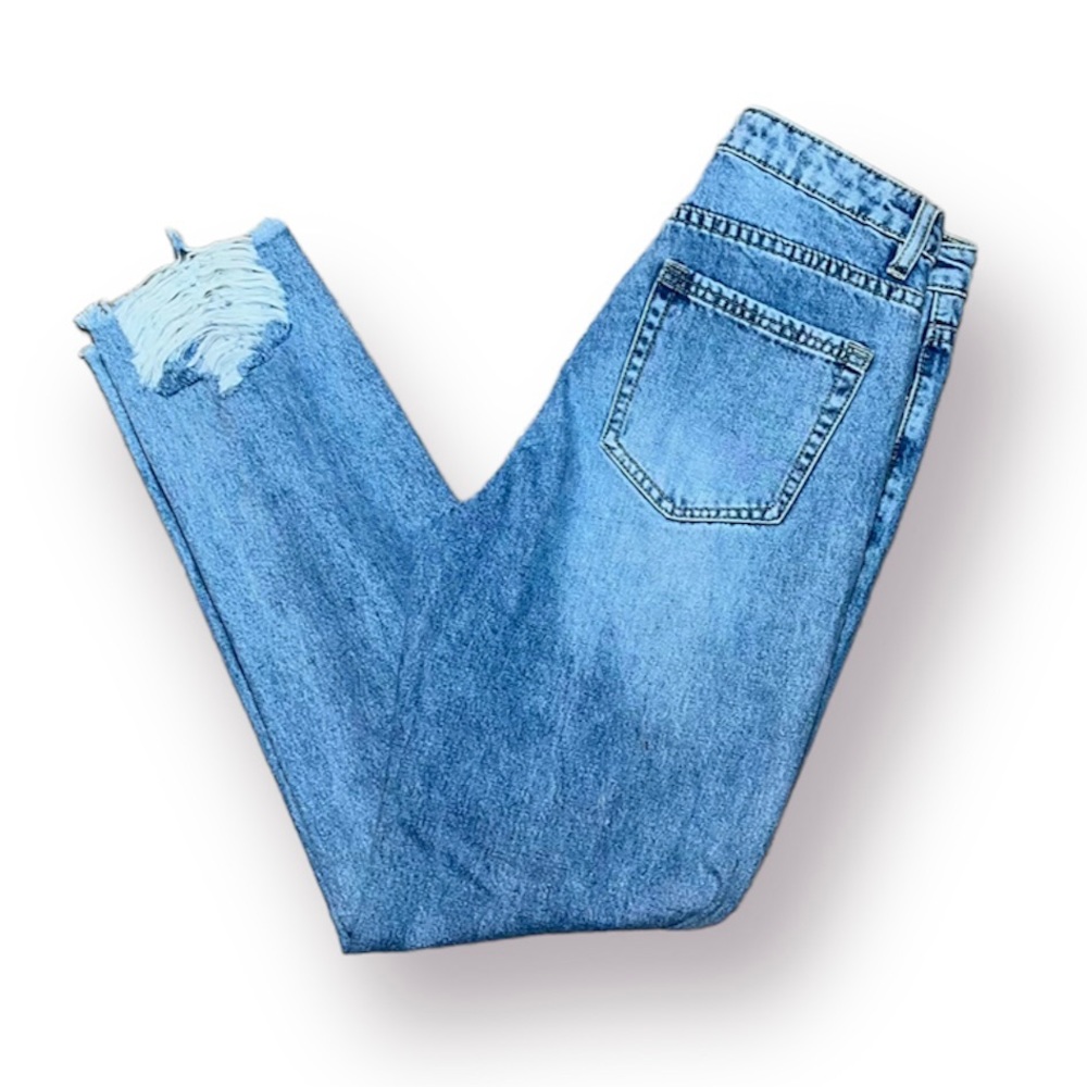 Shein ripped mom jeans. Size 6